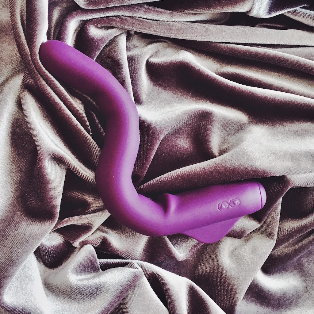 Side view of Crescendo bent in an L shape