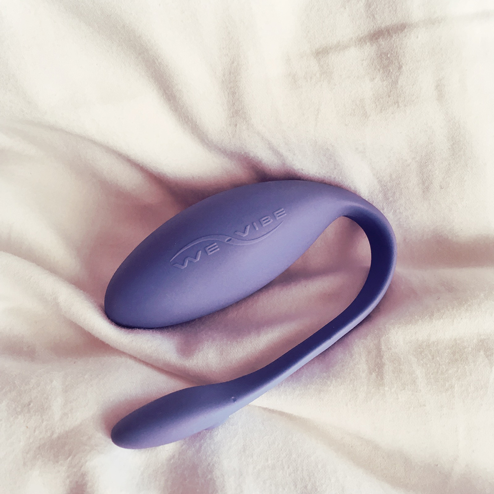 Photo of we-vibe jive on its side